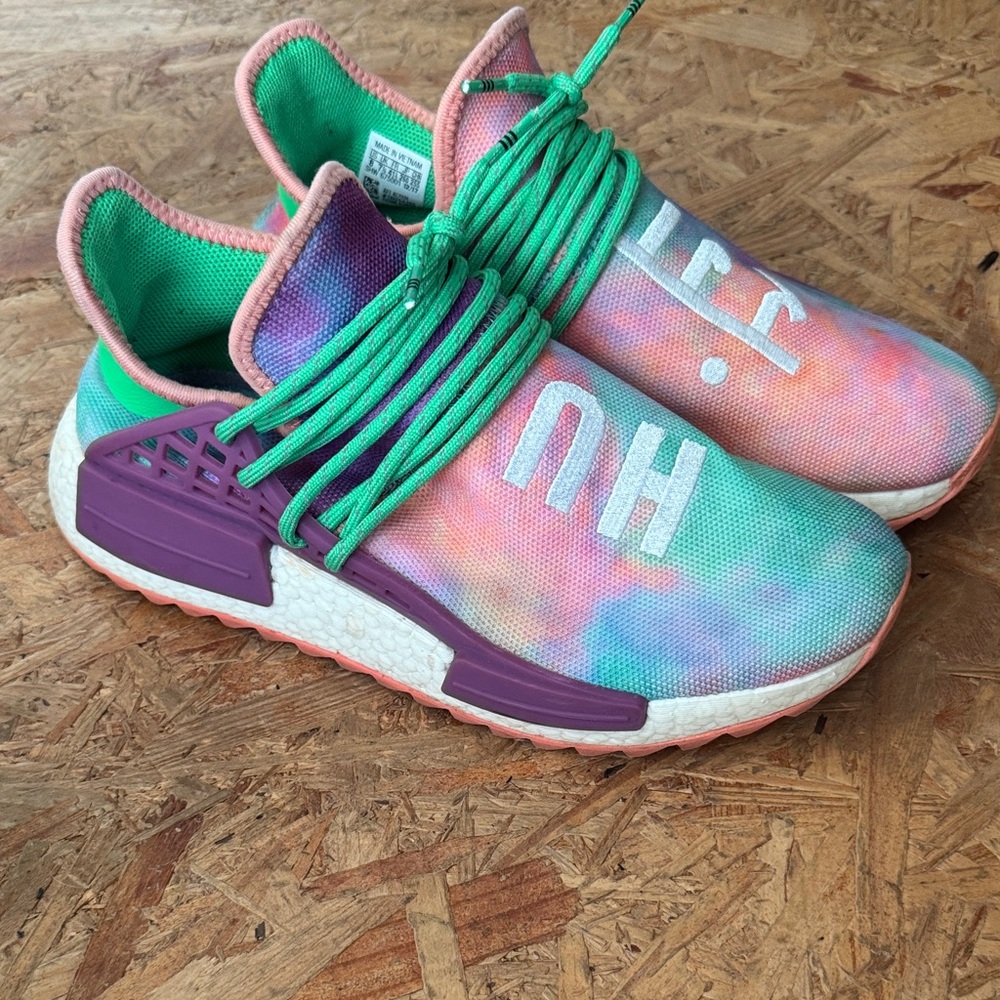 ADIDAS PHARRELL WILLIAMS HUMAN RACE TIE DIE SNEAKERS SZ 8